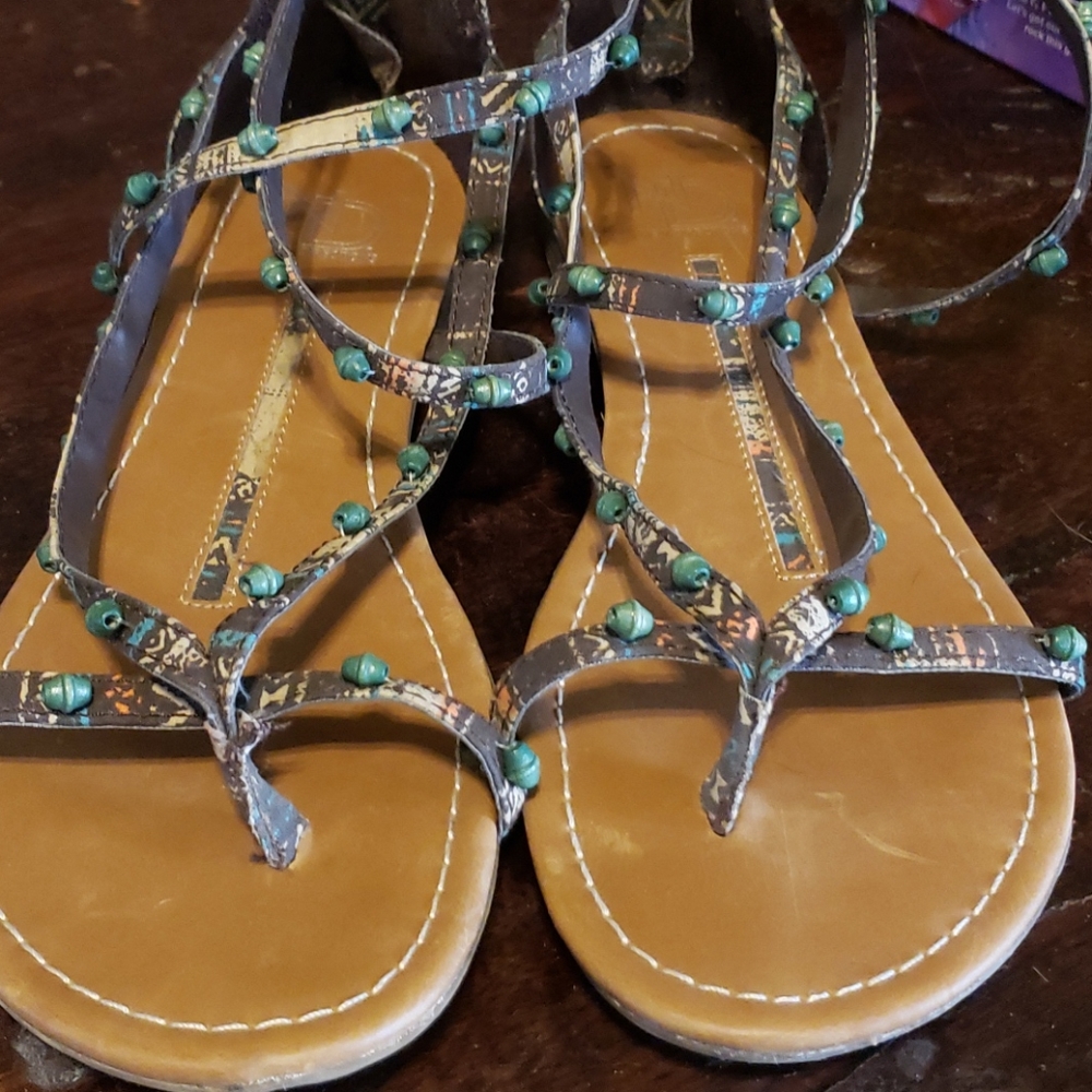 Sandals by new directions - Picture 4 of 6